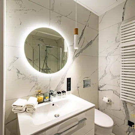 Apartamento Towarowa Towers Varsovia