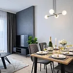Towarowa Towers Apartment Warsaw