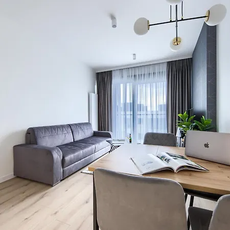 Towarowa Towers Apartment Warschau
