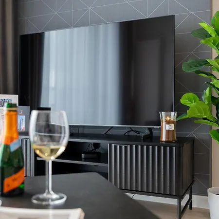 Apartment Towarowa Towers Warschau