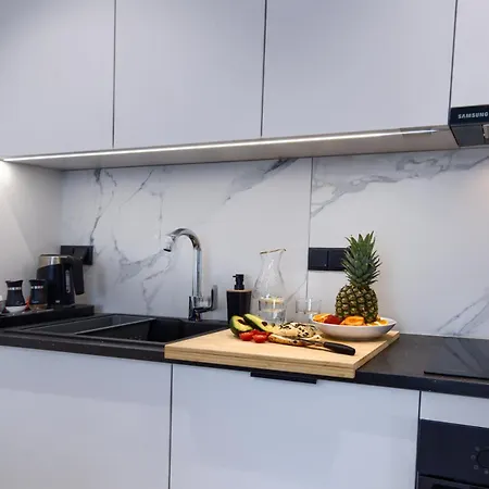 Towarowa Towers Appartement *