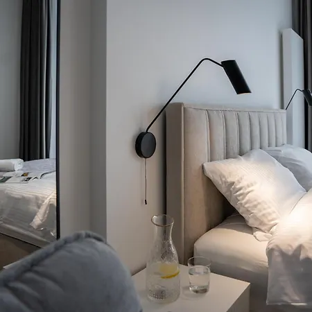 Towarowa Towers Apartment Warschau