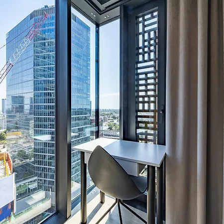 Towarowa Towers ワルシャワ