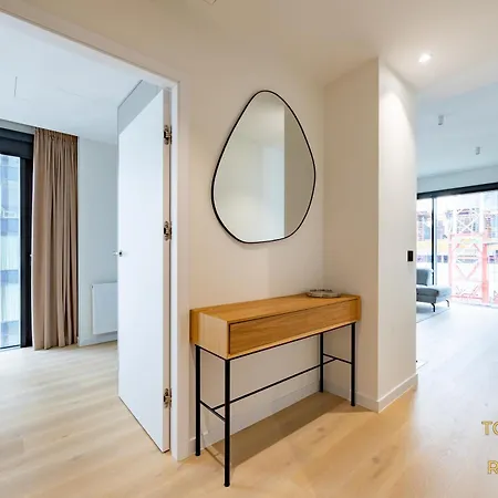 Apartment Towarowa Towers Warsaw