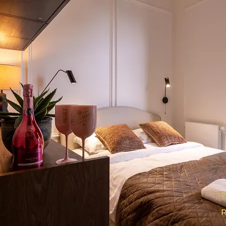 Towarowa Towers ワルシャワ