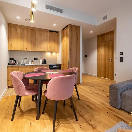 Appartement Towarowa Towers Warschau