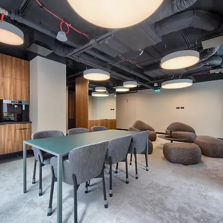 Towarowa Towers * Βαρσοβία