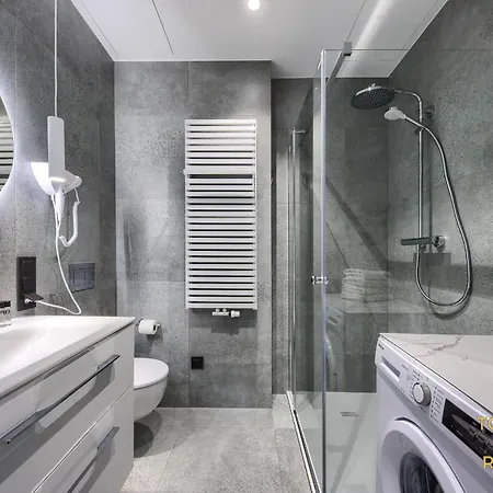 Towarowa Towers Διαμέρισμα *