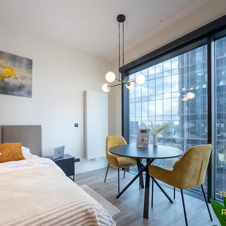 Towarowa Towers * Βαρσοβία