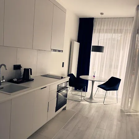 Towarowa Towers Apartment